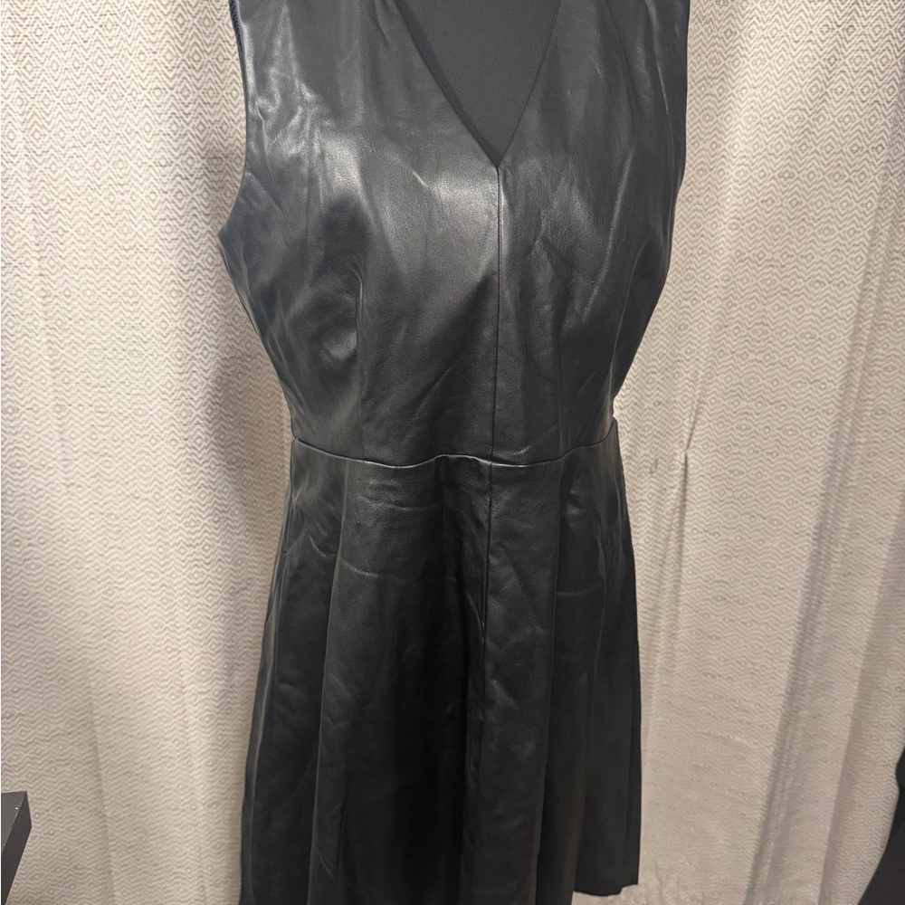 Steve Madden NWT Black Sleeveless Dress XL sold at Revolve. Great quality - Picture 7 of 12